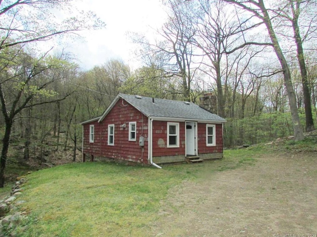 143 Old Kent Rd, Tolland CT  06084-3742 exterior