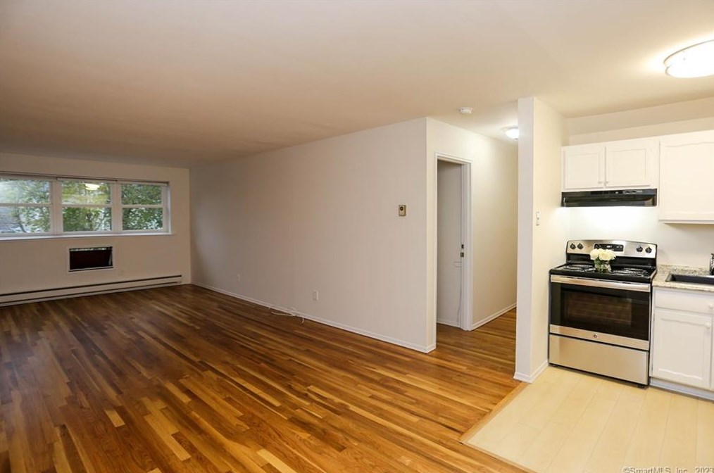 637 Cove Rd #d11, Stamford, CT 06902