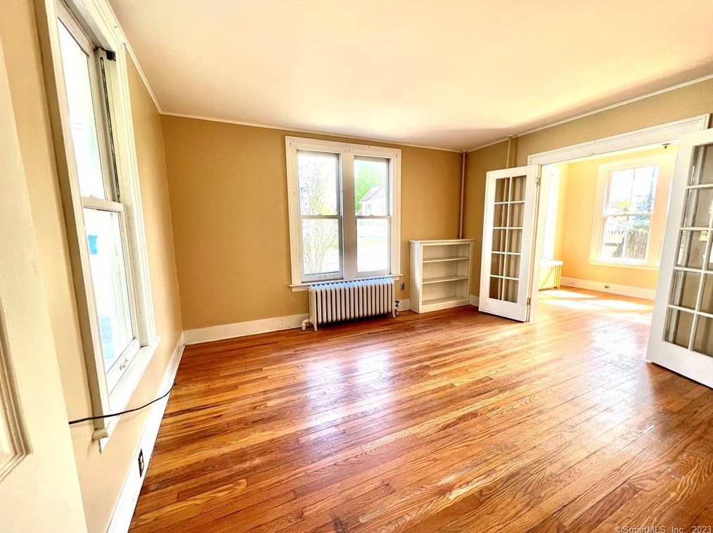 113 Pearl St, Torrington, CT 06790
