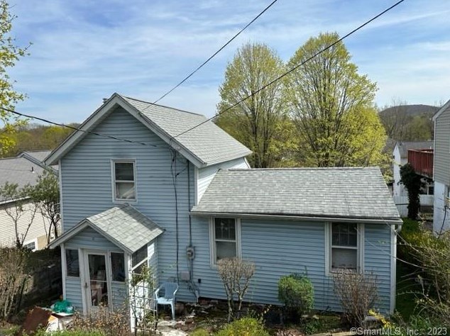 10 Victor St, Danbury, CT 06810
