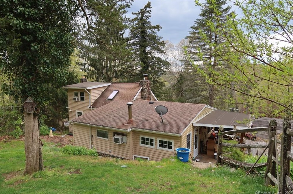 140 Luna Trail Ext, Southbury, CT 06488-2886