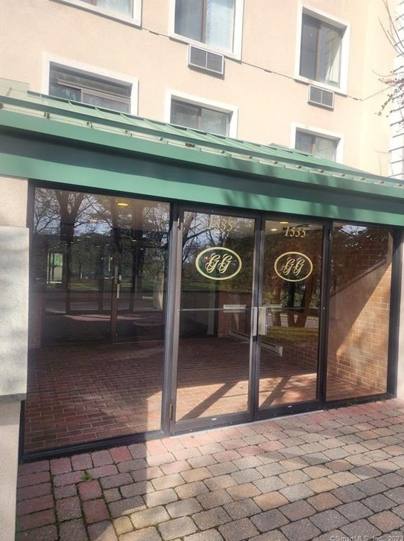 1535 E Putnam Ave #109, Old Greenwich, CT 06870