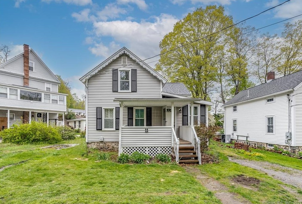 11 Brook St, New Hartford, CT 06057