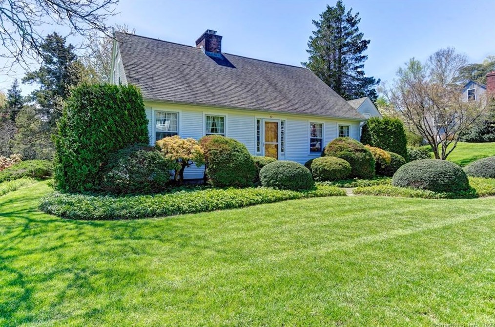 57 Island View Ave, Mystic, CT 06355-2244