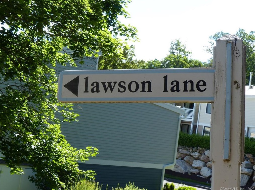 64 Lawson Ln #64, Ridgefield, CT 06877