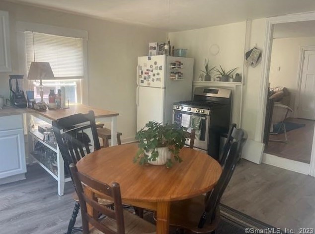 44 Lyon St, New Haven CT 06511-4925 exterior