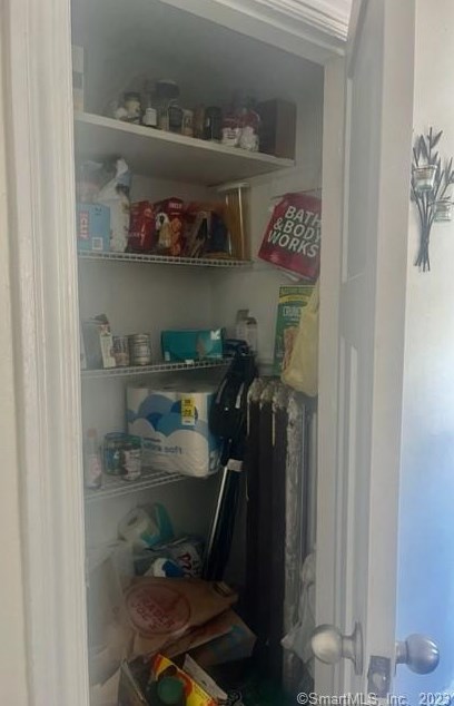 44 Lyon St, New Haven CT 06511-4925 exterior