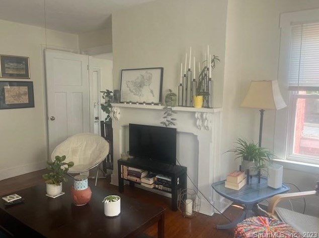 44 Lyon St, New Haven CT 06511-4925 exterior