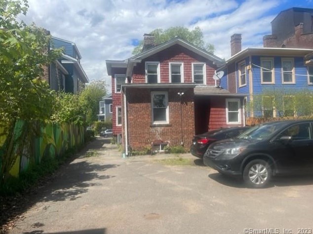 44 Lyon St, New Haven CT 06511-4925 exterior