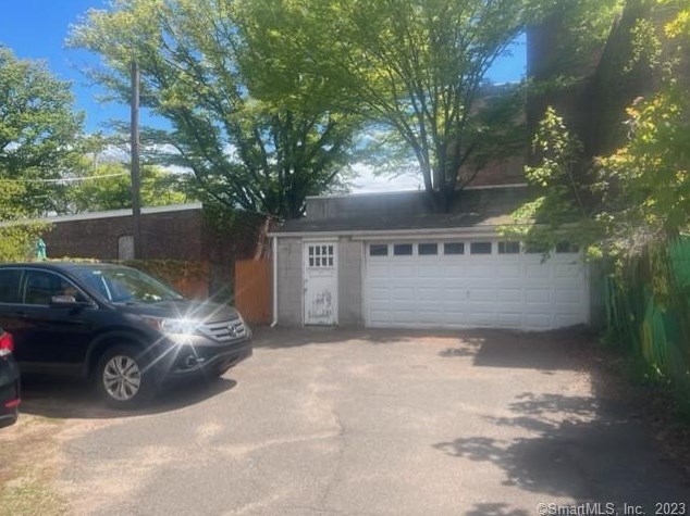 44 Lyon St, New Haven CT 06511-4925 exterior