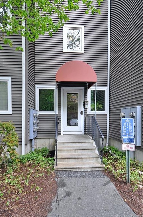 14 Newtown #b15, Danbury, CT 06810