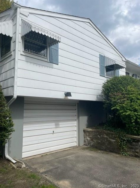 80 Avalon Ave, Watertown CT  06779-2037 exterior