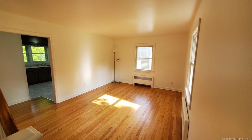 79 Honor Rd, New Haven, CT 06516