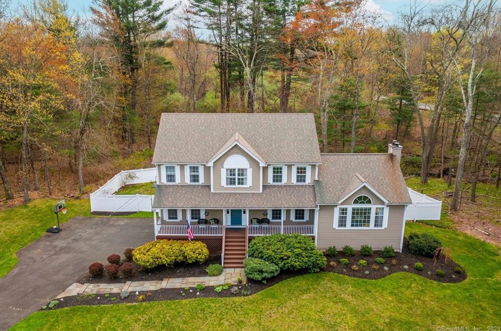 89 New Lebbon Rd, Sandy Hook, CT 06482
