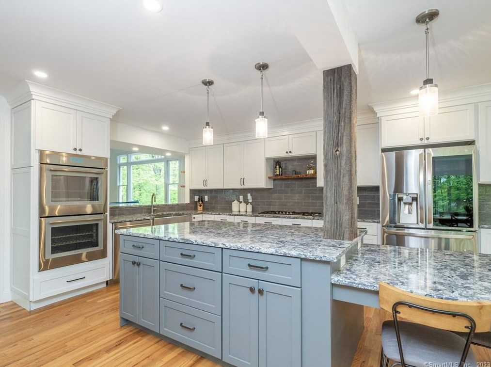 17 Granite Dr, Wilton, CT 06897