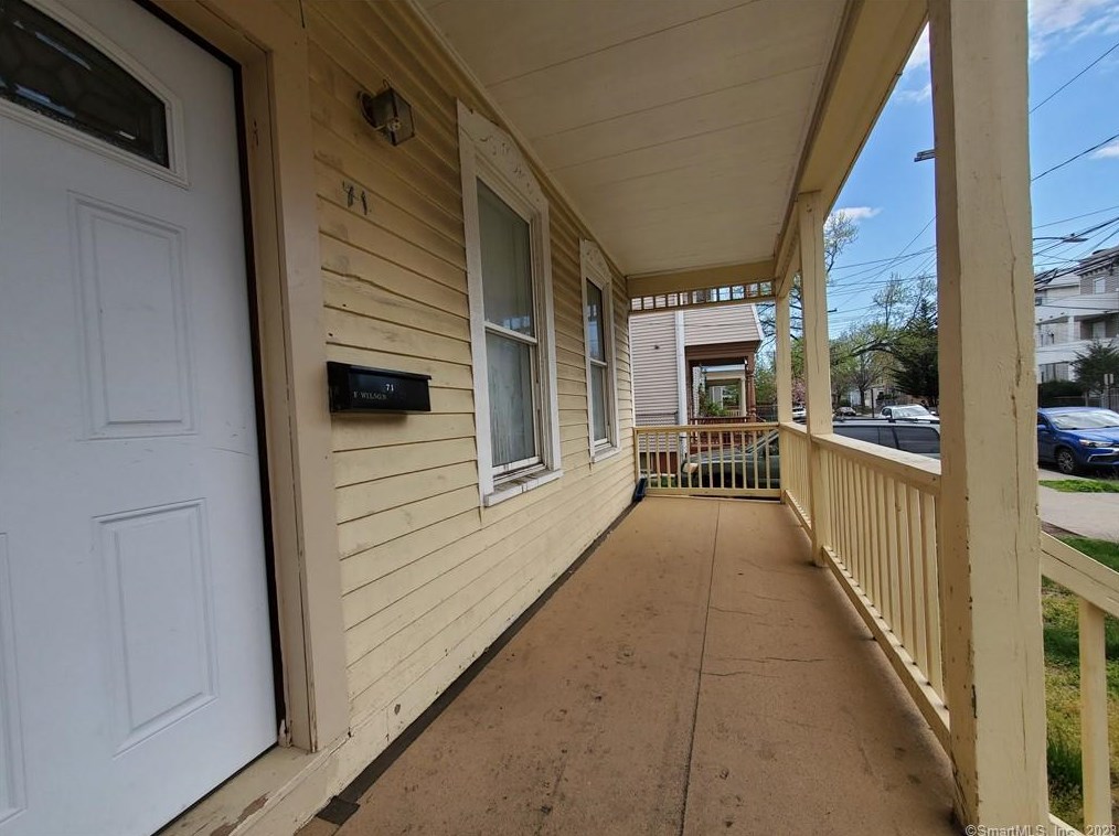 71 Dickerman St, New Haven CT  06518-2308 exterior