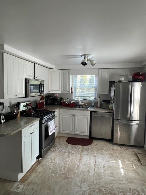 107 Bunker Ave, Meriden CT  06450-3331 exterior