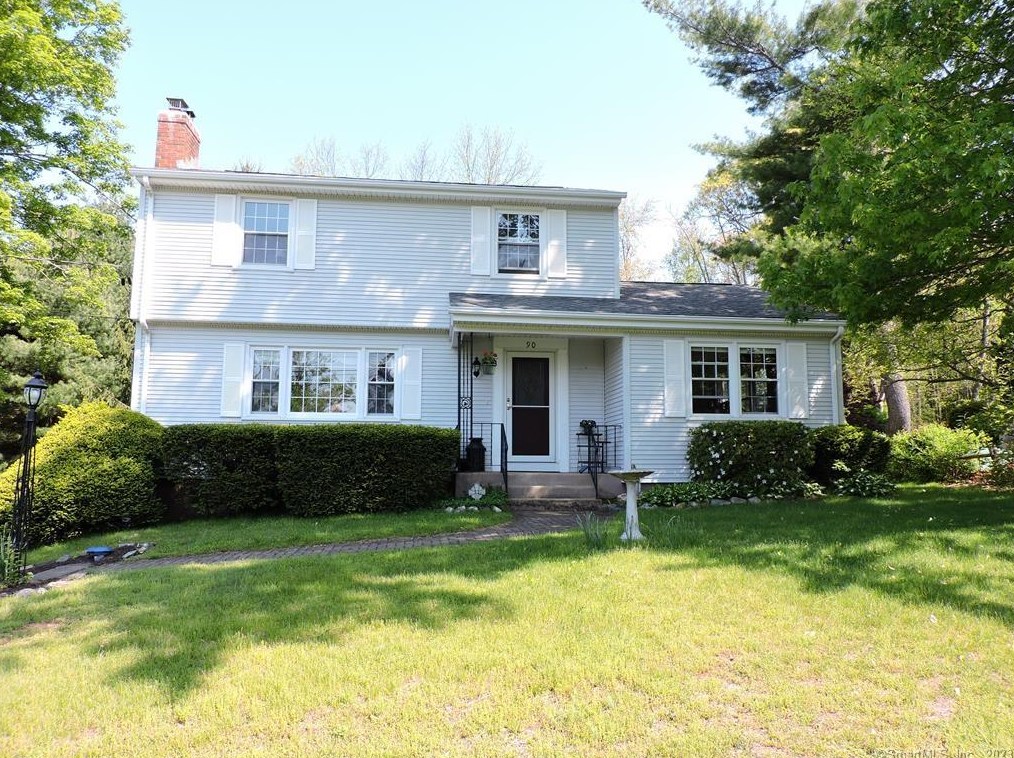 90 Crestridge Dr, Vernon, CT 06066