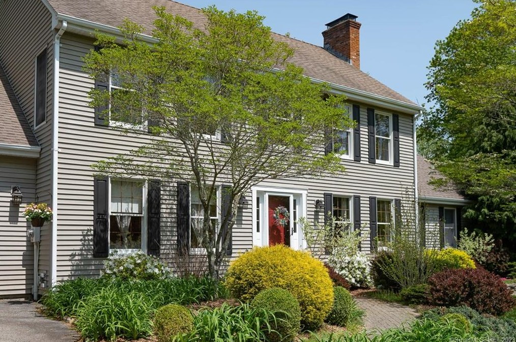 34 Valley Dr, Colchester, CT 06420