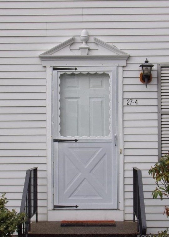 55 Mill Plain Rd #27-4, Danbury, CT 06811