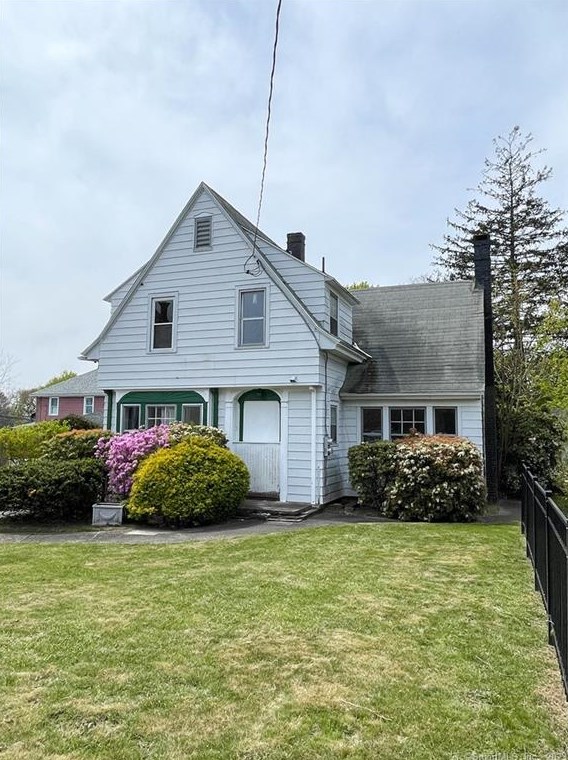 393 Ocean Ave, United States Coast Guard Ac, CT 06320