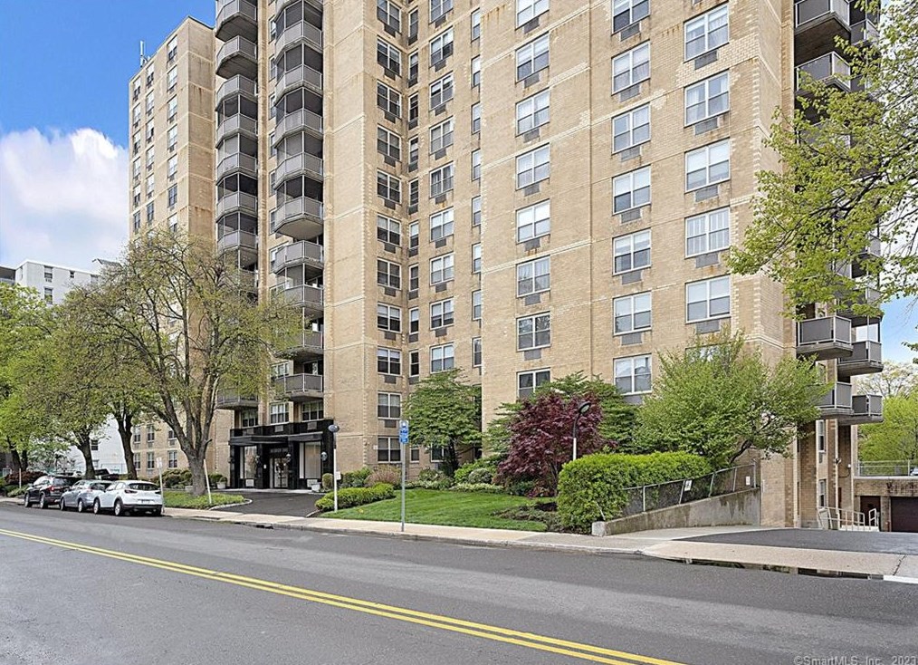 50 Glenbrook Rd #4d, Stamford, CT