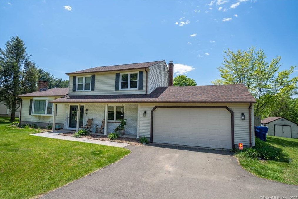 50 Woodhouse Ave, Northford, CT 06472