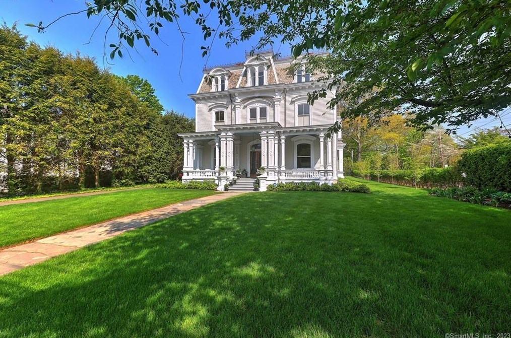 658 Pequot Ave, Southport, CT 06890