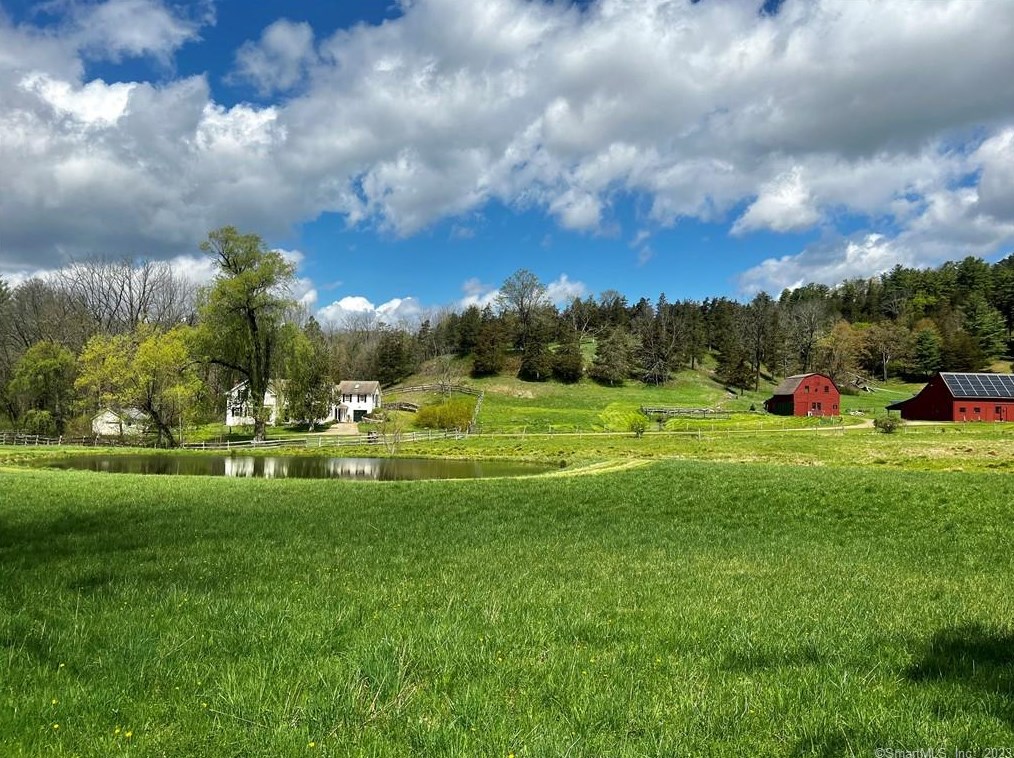 18 Brewster Rd, Canaan, CT 06031
