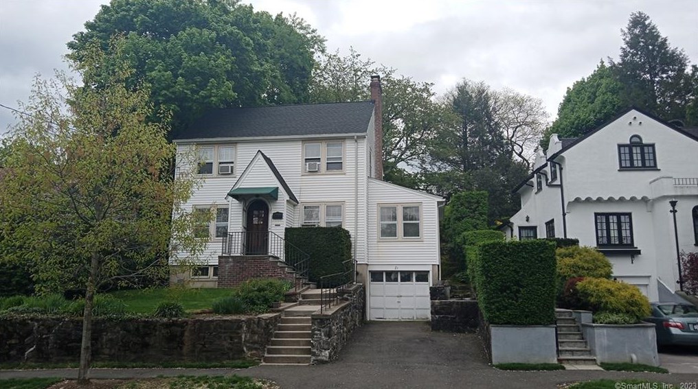 21 Richland Rd, Greenwich, CT 06830