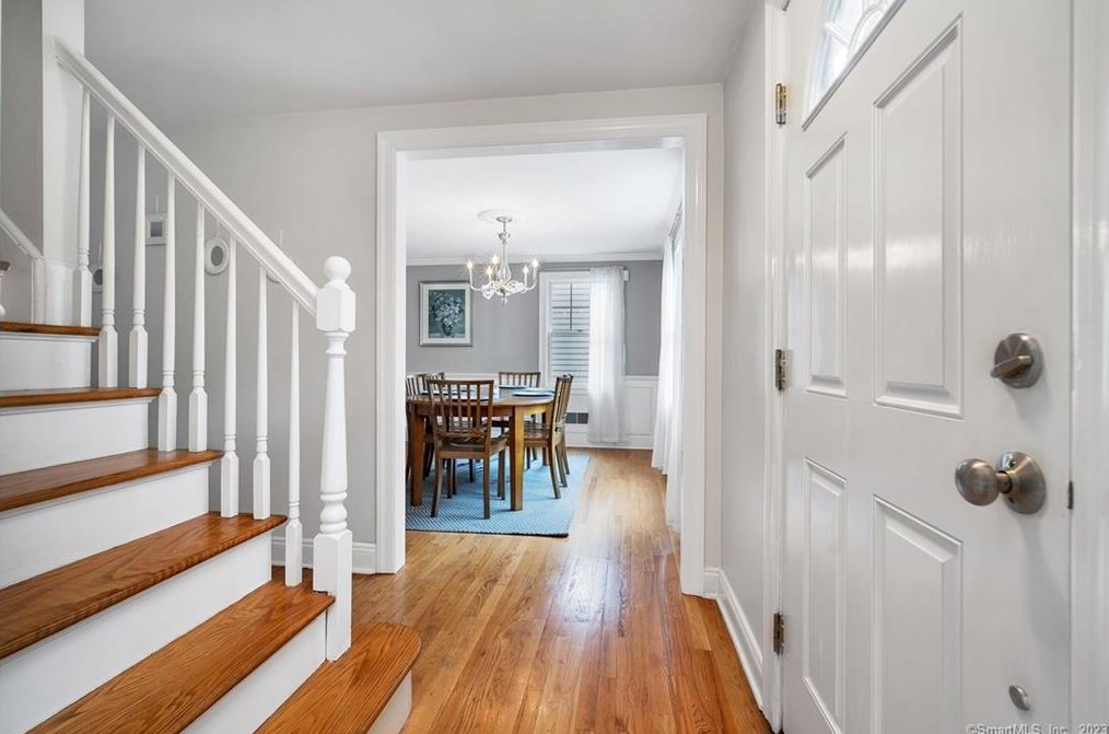 46 Jefferson Dr, Ridgefield, CT 06877