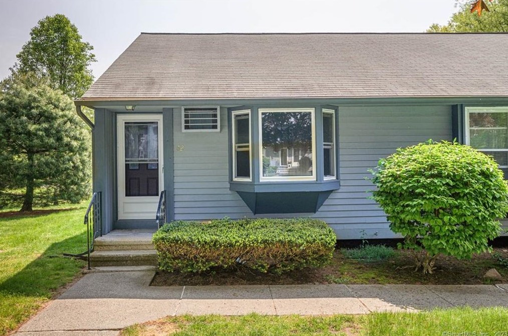 1 Abbott #62, Ellington, CT 06029