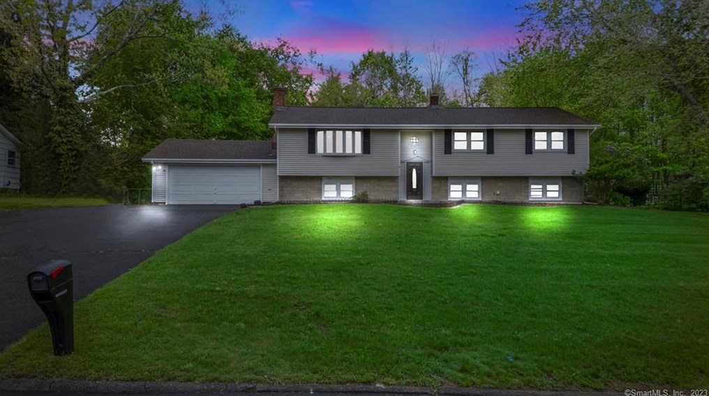 6 Liberty, North Haven, CT 06473