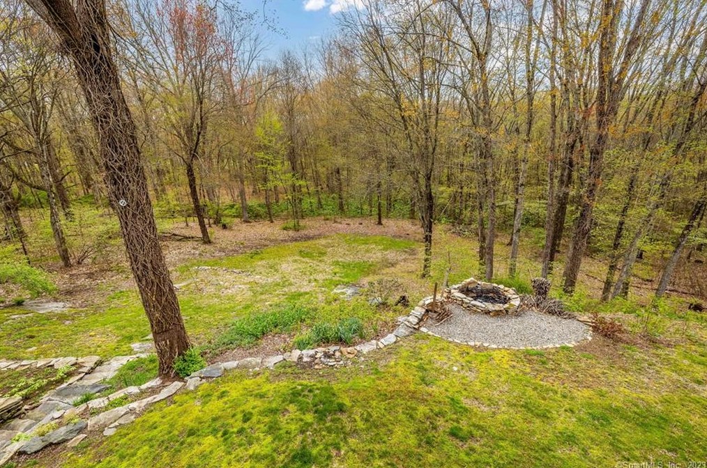 36 Cedar Swamp Rd, Tolland CT  06084-3608 exterior