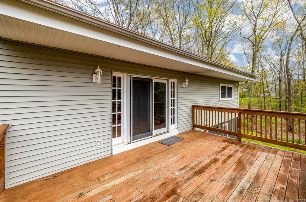 36 Cedar Swamp Rd, Tolland CT  06084-3608 exterior