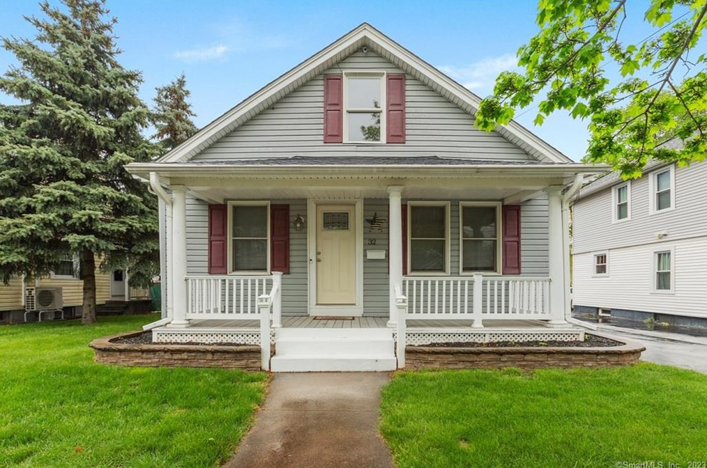 32 Christian St, Wallingford, CT 06492