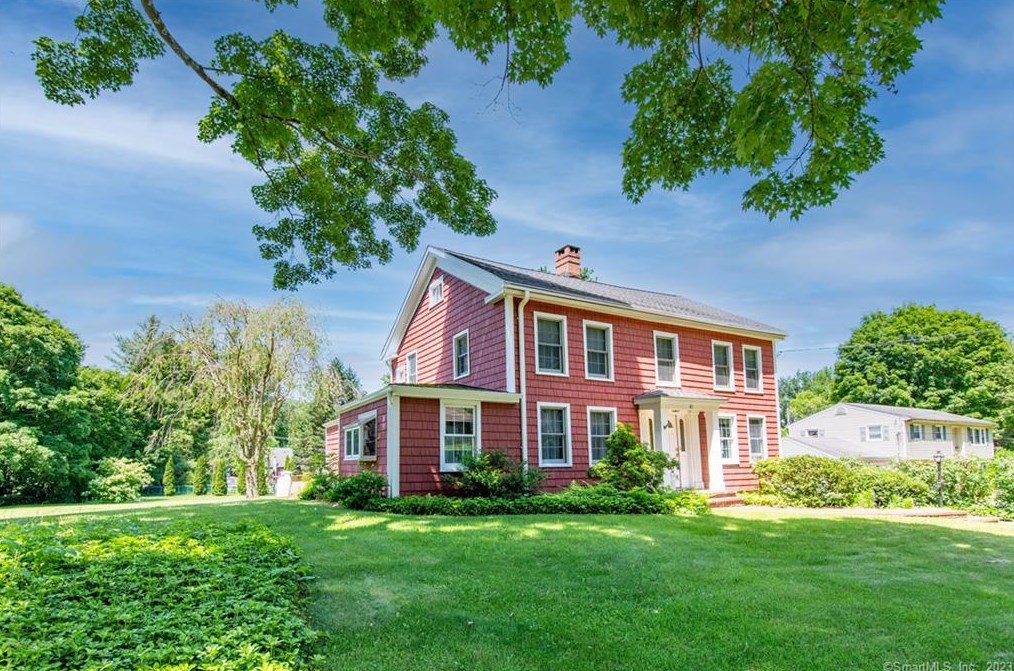 45 Maple Ave Ext, Bethel, CT 06801