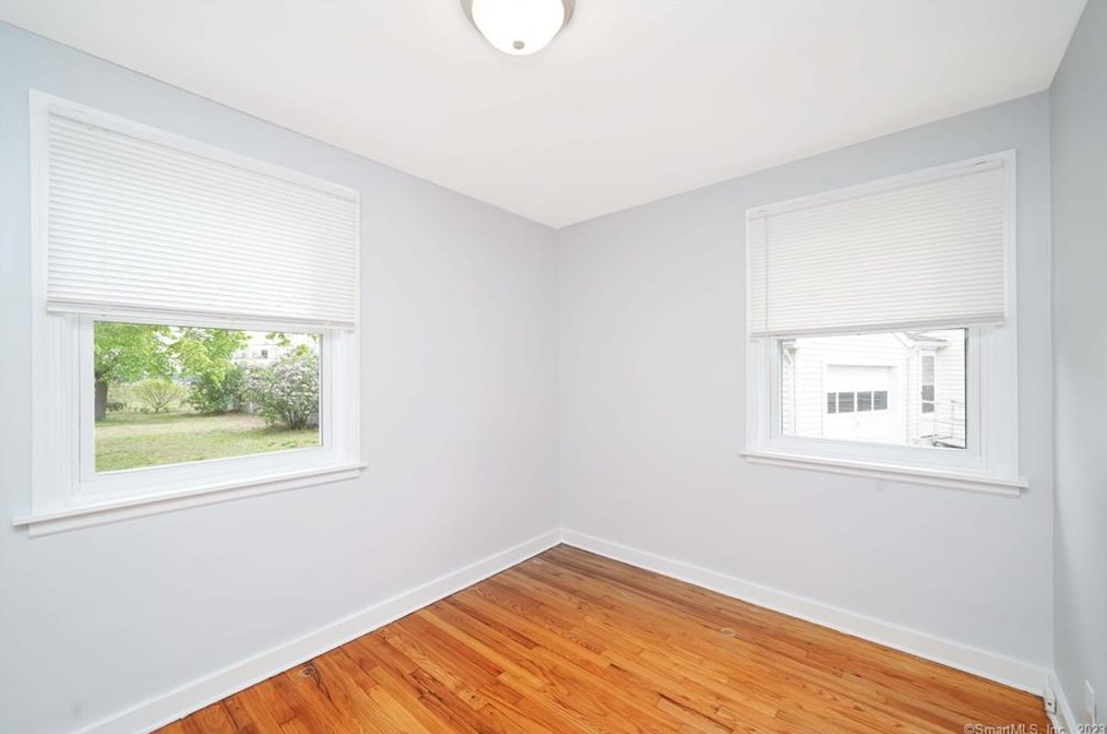 67 Risley St, Hartford CT  06120-1736 exterior