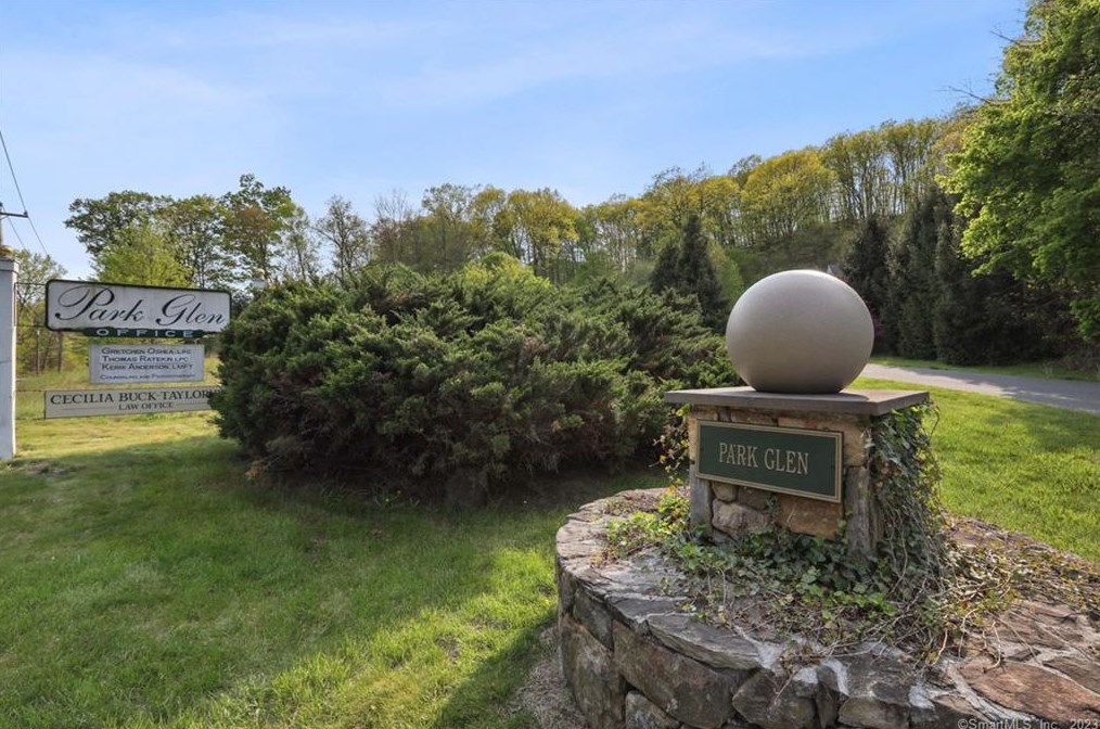 15 Harmony Trl, Northville CT  06776-2052 exterior