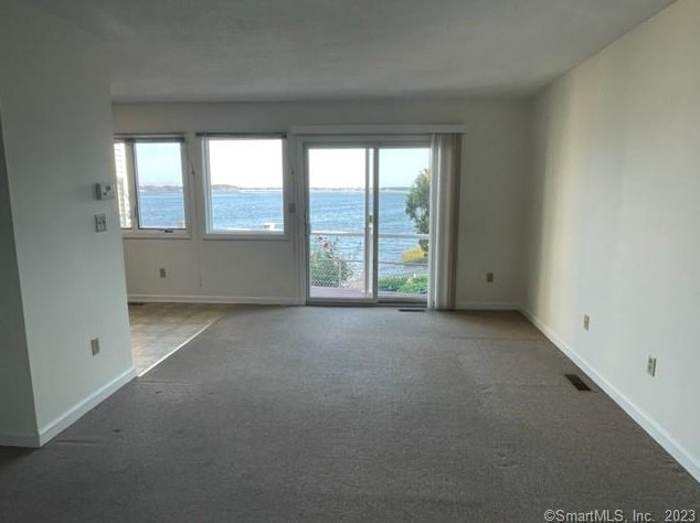 27 Bayview Pl #3, New Haven, CT 06516