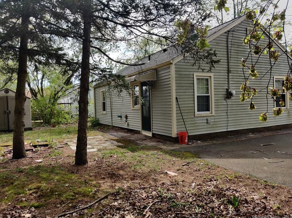11 Park Rd, North Haven, CT 06473