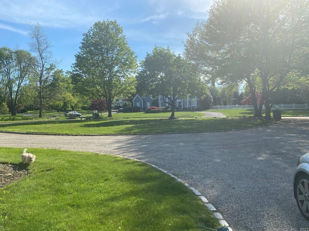 22 Sasqua Rd, Norwalk, CT 06855
