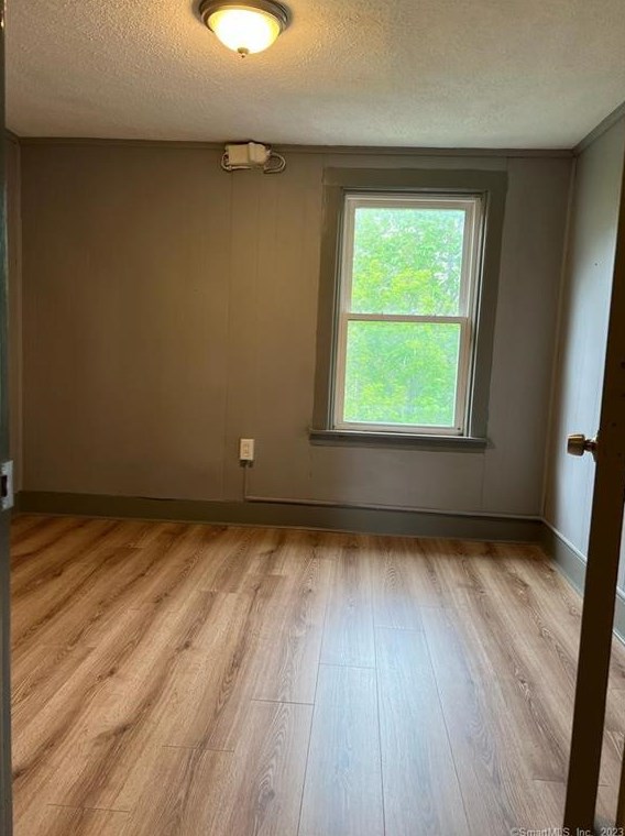 6 B St, Taftville CT  06380-1404 exterior