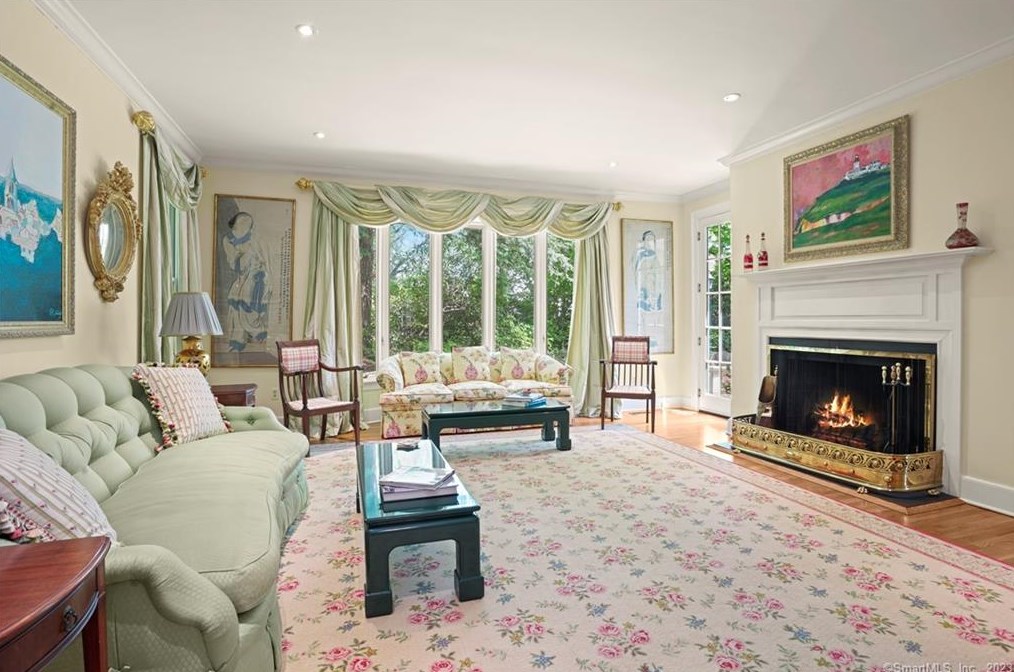729 Weed St, New Canaan, CT 06840