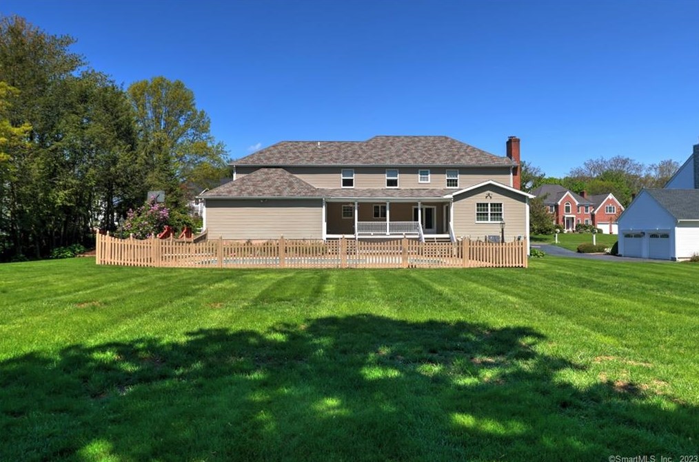 45 Jennifer Dr, North Haven, CT 06473