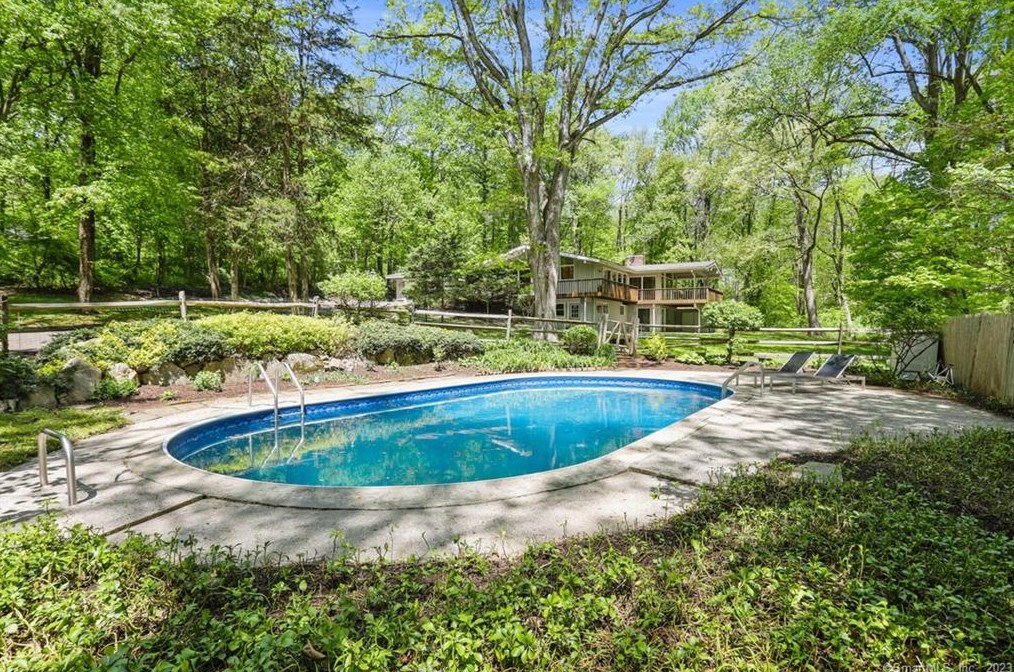 90 Signal Hill Rd, Wilton, CT 06897