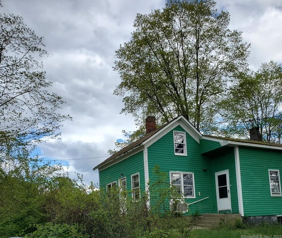 135 Halls Hill Rd, Killingly, CT 06239