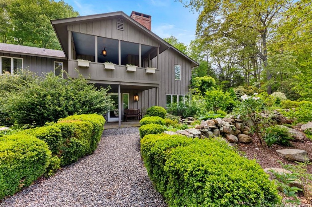 6 Mill Pond Ln, Lyme, CT 06371