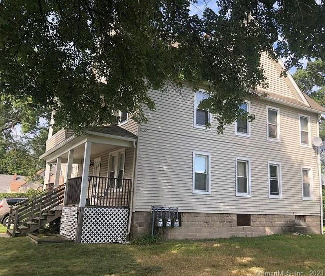 55 Dover St, Stratford, CT 06615