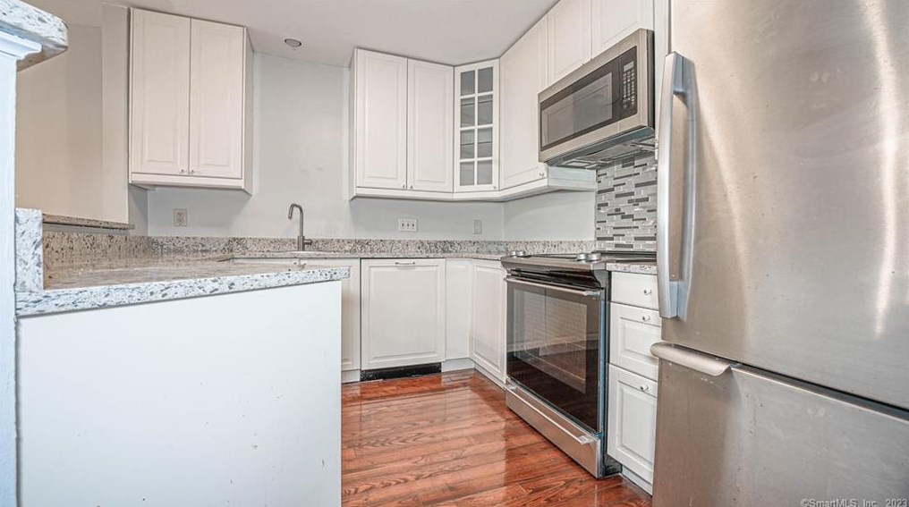 8 Rose Ln #26-14, Danbury, CT 06811